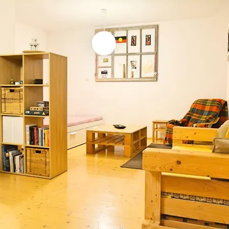 Mulberry House - Domcek Pod Morusou Vakantiehuis *