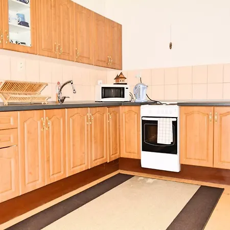 Mulberry House - Domcek Pod Morusou Vakantiehuis Málinec